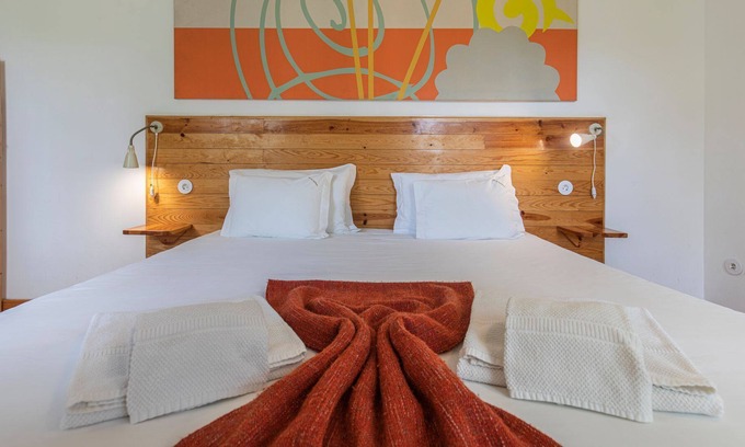 Santa Maria e Sao Miguel House | Discover Casa da Estefânea: Child-Friendly Comfort Awaits