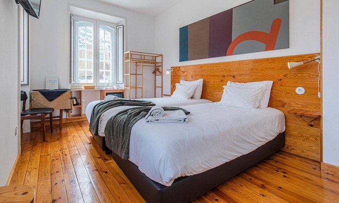 Santa Maria e Sao Miguel House | Explore Casa da Estefânea: Child-Friendly Self Check-in