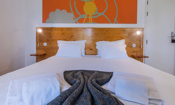 Santa Maria e Sao Miguel House | Discover Casa da Estefânea: Family-Friendly Self Check-In