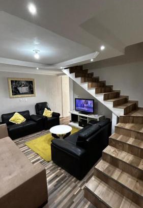 Aparecida House | Family Getaway Near Basilica: Pet & Child Friendly Home