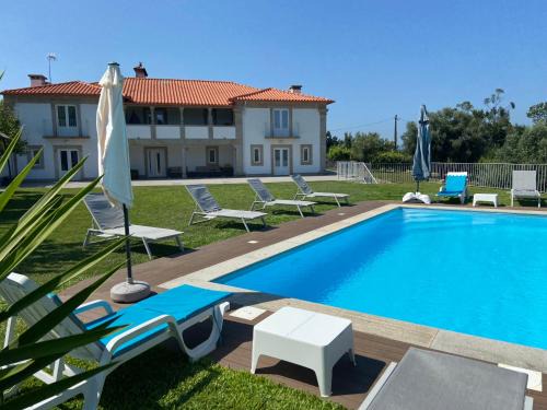 Fornelos Villa | Elegant Casa da Gândara: Oceanfront with Pool & 10/10 Rating