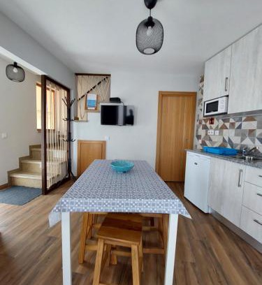 Seia House | Inviting Casa da Igreja: Family-Friendly with Top Ratings