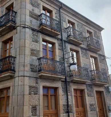 Sarria Apartment | Family-Friendly Stay at Casa da Marquesa Sarria