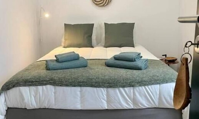 Evora House | Discover Casa da Mostardeira: Rated 10/10 with Spa & Breakfast