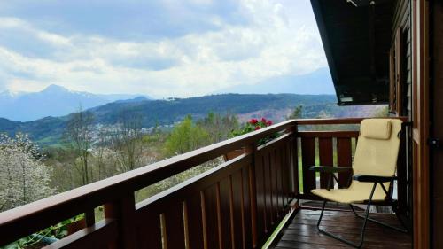 Baselga di Pine Apartment | Pet-Friendly Casa da Nonno Clode: 4-Star Retreat Awaits