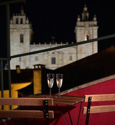 Miranda do Douro House | Discover Casa da Praça: Family-Friendly Stay with Breakfast