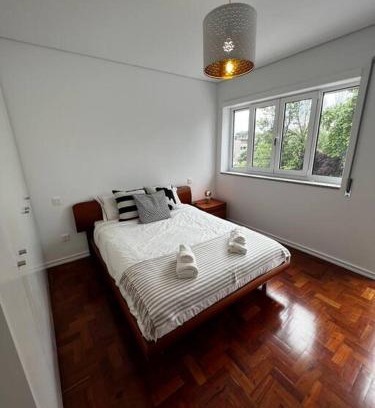 Sao Joao da Madeira Apartment | Inviting Casa da Praça 2 - Family-Friendly Stay, Rated 9/10