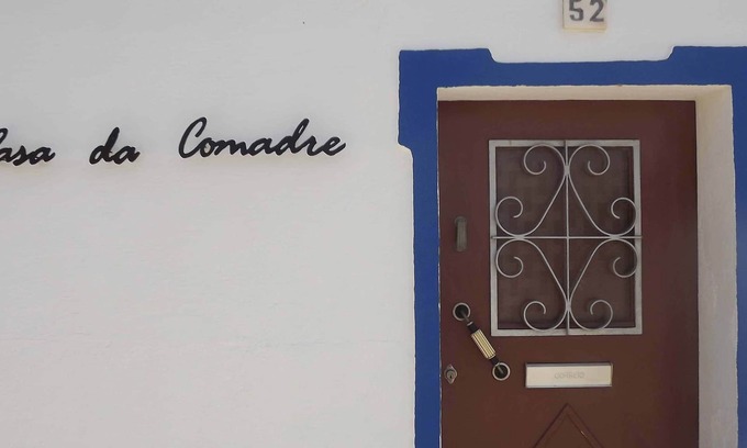 Reguengos de Monsaraz House | Inviting Casa da Comadre - Taipa Houses with Spa & Breakfast