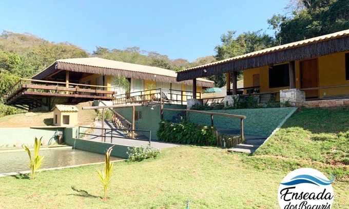 Agua Limpa Cottage | Explore Casa DA Rosa at Lago DAS Brisas with Pool & Kitchen