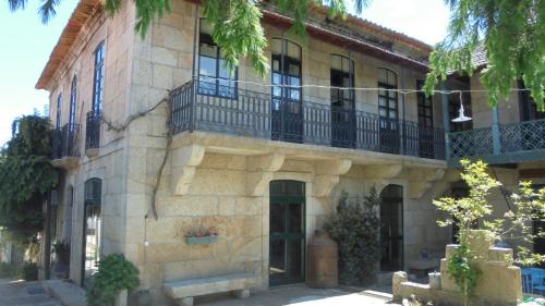 Vassal Bed & Breakfast | Discover Casa da Roseira: Rated 9.2, Pet Friendly & Oceanfront