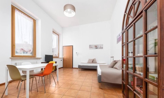 Mazzo Apartment | Pet-Friendly Retreat at Casa da Suite Rho Grossi A
