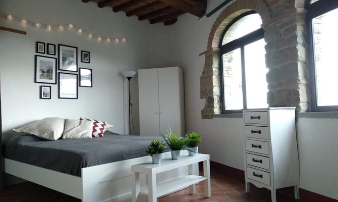 Castiglion Fibocchi House | Cozy Casa Da Vinci: Pet-Friendly Retreat for Two