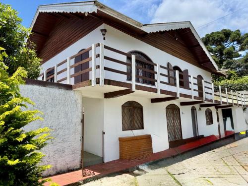 Jardim Nova Suica House | Enchanting Casa da Vovó: Pet-Friendly Oceanfront Escape