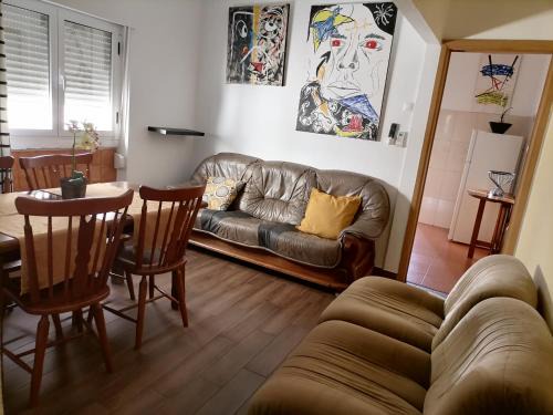 Castelo Branco Apartment | Charming Casa das 4 Estações with Family-Friendly Amenities