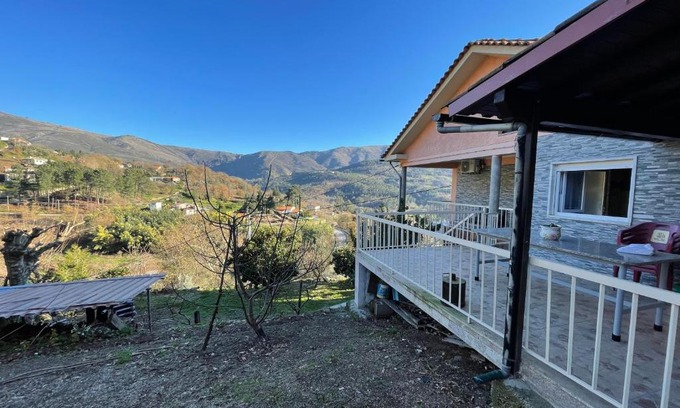 Cerva House | Casa das Boas Vistas: Guest Rated 9/10, Pet & Child Friendly