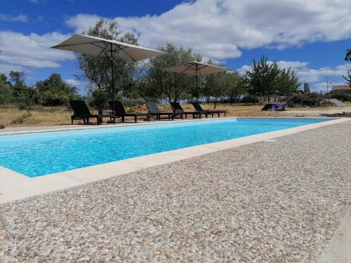 Mogadouro House | Guest Rated Casa das Indrineiras with Oceanfront Pool