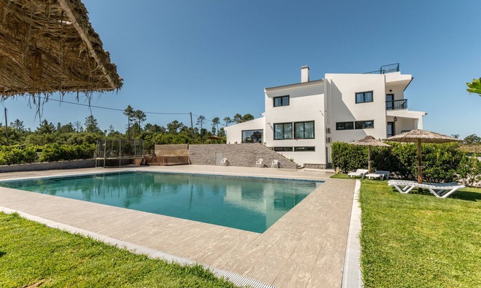Castelo Bed & Breakfast | Casa Das Vinhas V (C130)