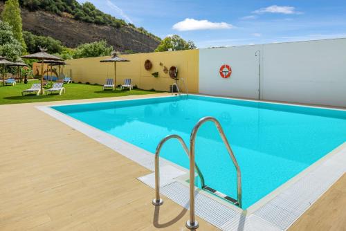 San Ambrosio Apartment | Family-Friendly Casa de 10 - Pool & Guest Rated 9.4