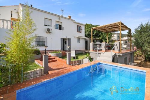 Pinos de Alhaurin Apartment | Beautiful Casa with Private Pool & Breakfast in Alhaurin