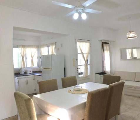 Chascomus House | Pet-Friendly Casa De Alquiler Temporario in Chascomús