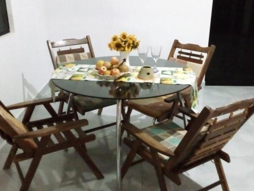 Samaipata House | Budget-Friendly Stay at Casa de Amigos - Pet & Child Friendly