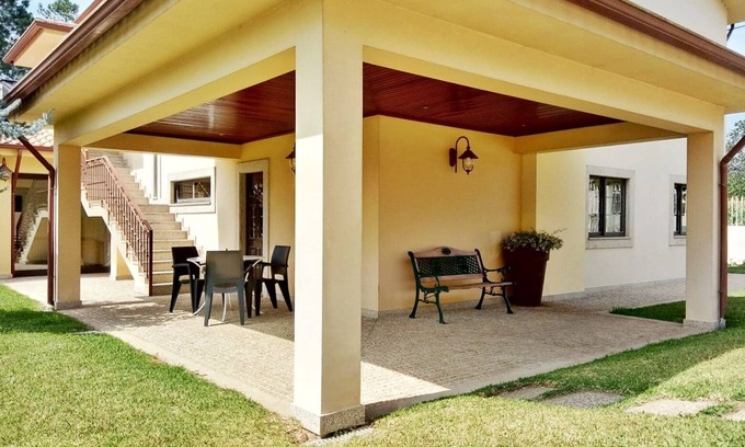 Amares Apartment | Relaxing Retreat at Casa de Barreiros Studio Apartment