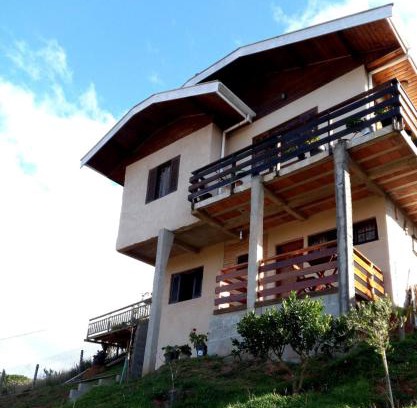 Campos do Jordao House | Pet-Friendly Getaway at Casa de Boneca: Rated 9.6/10
