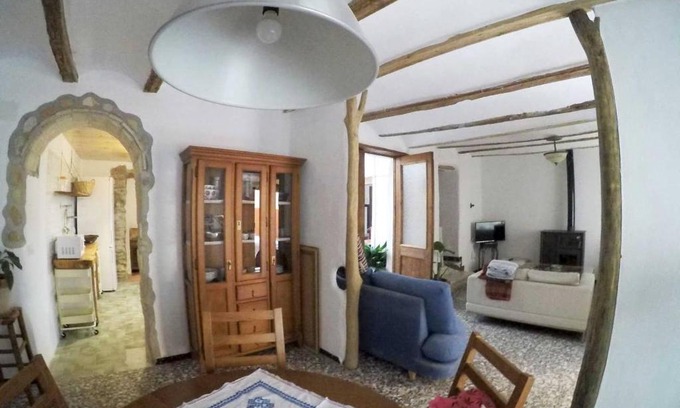 Xativa House | Top-Rated Casa de Cáliz Xàtiva: Family and Pet Friendly