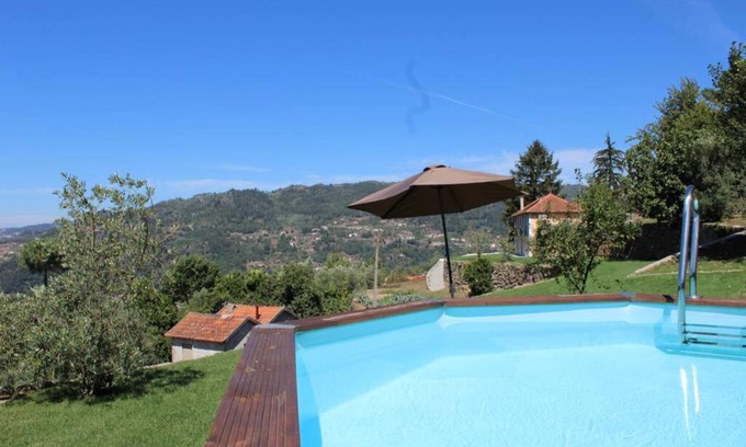 Cinfaes House | Family-Friendly Casa de Campo in Cinfães do Douro