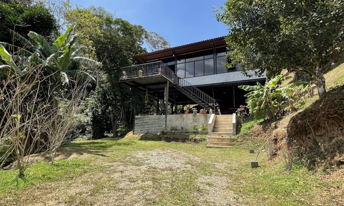 El Palmar Cabin | Relaxing Stay at Casa de Campo en Chica - Panama Rainforest
