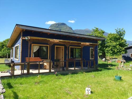 Llifen Ski Chalet | Cozy Cabaña in Llifen for Families and Pets