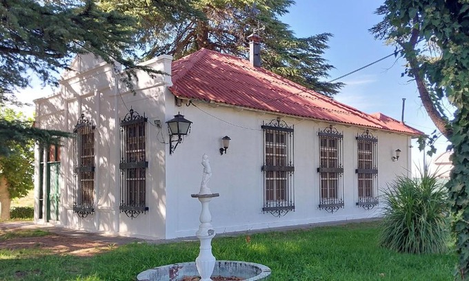 La Consulta House | Pet-Friendly Retreat at Casa de Campo Finca La Superiora