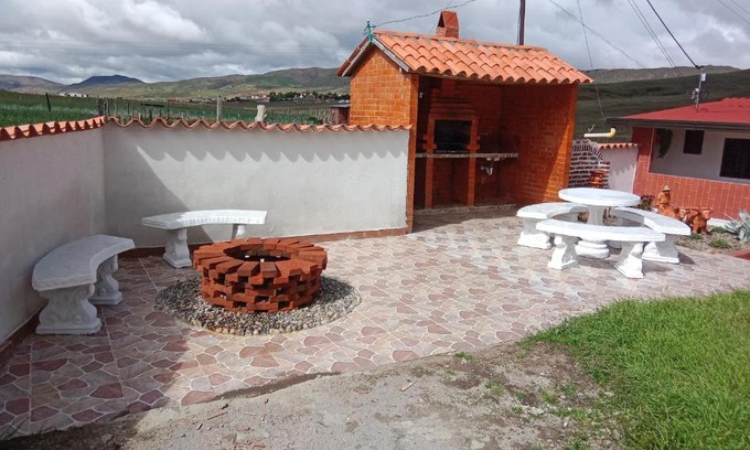 Santo Domingo de Silos House | Explore CASA DE CAMPO LA CASTELLANA: Pet & Child Friendly Stay