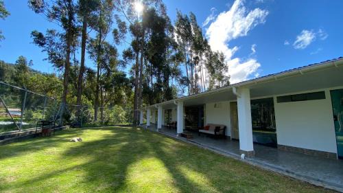 Cajamarca House | Exceptional Casa de Campo María Eugenia with Family Amenities