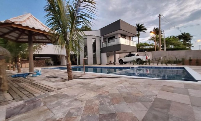 Mairinque House | Inviting Casa de Campo Porta do Sol with Heated Pool & WiFi