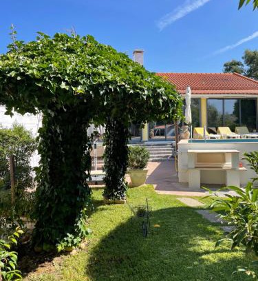 Montemor-o-Novo House | Relax at Casa de Campo: Oceanfront Oasis with Pool Access