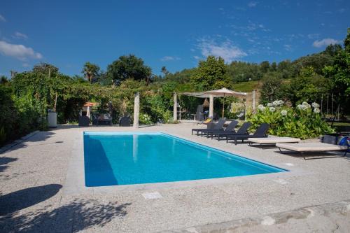 Pevidem House | Elegant Oceanfront Stay at Casa de Cardido - 4 Stars!