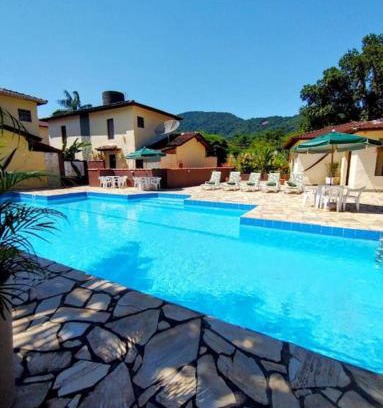 Boicucanga Beach House | Explore Casa de condomínio: 900m from Boiçucanga Beach