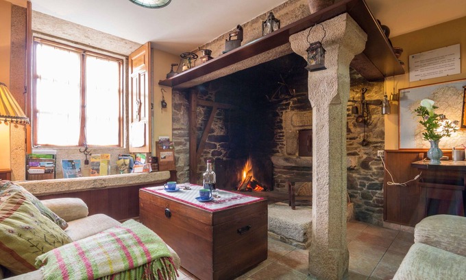 Cabana de Bergantinos House | Discover Casa de Verdes: A Restored Farmhouse Retreat