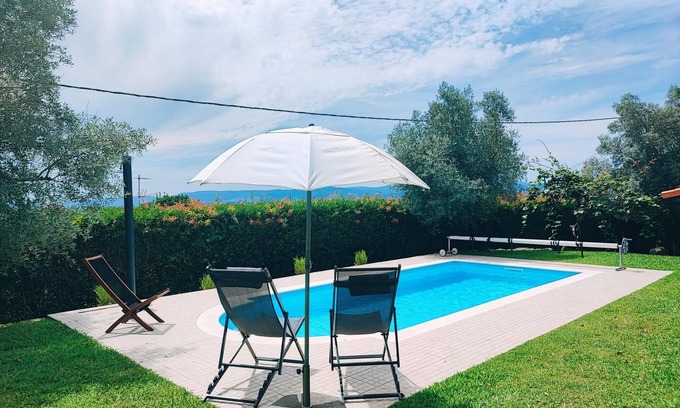 Valenca Cottage | Casa de Gandra: Idyllic Retreat with Private Pool & Spa