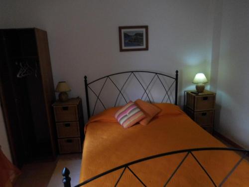 Baiona House | Discover Casa de Hóspedes Celeste: Family-Friendly Getaway