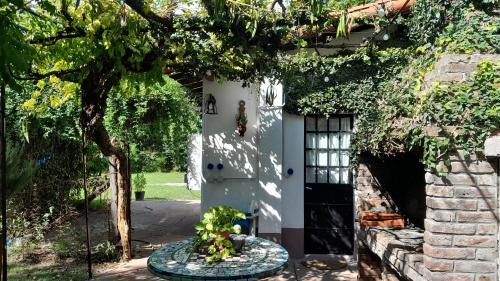Muniz House | Pet-Friendly Casa de Huéspedes Muñiz with Pool & Park Access