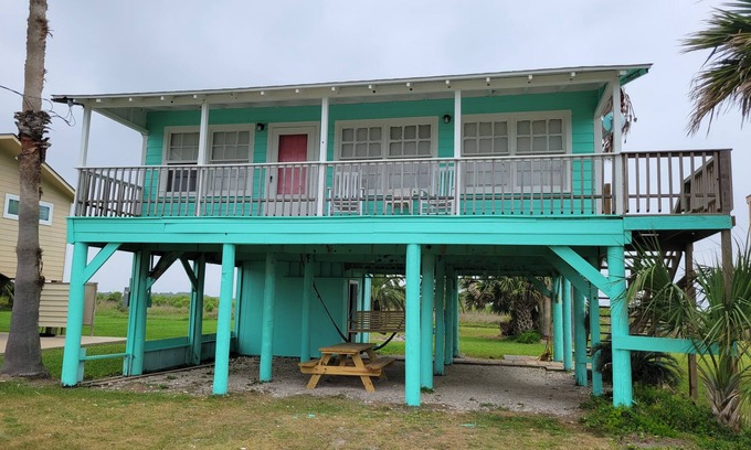 Matagorda House | Unforgettable Stay at Casa de la Costa - Beachfront Bliss