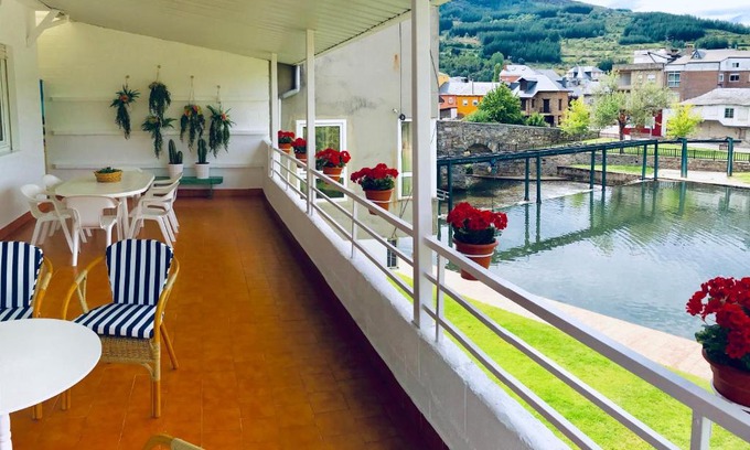 Fontoria House | Casa de la Playa: Family-Friendly Retreat with Pool Access