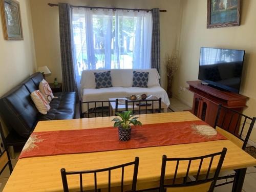 Valdivia House | Discover Casa de la Ribera Rengo: Pet & Child Friendly Haven