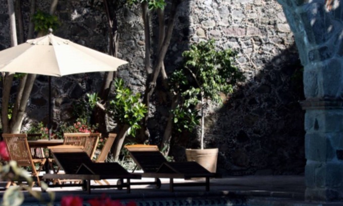 Rancho Cortes Bed & Breakfast | Elegant Getaway at Casa de las Conchas with Pool & Spa