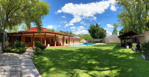 Atlixco House | Discover Casa de los Sauces: 4-Star Stay in Atlixco