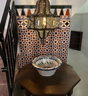 Alhama de Granada House | Explore Casa de los Zapateros: Your Budget-Friendly Getaway