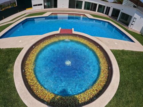 Ticuman Villa | Elegant Casa de Lujo: Pool & Hot Tub Near Estacas