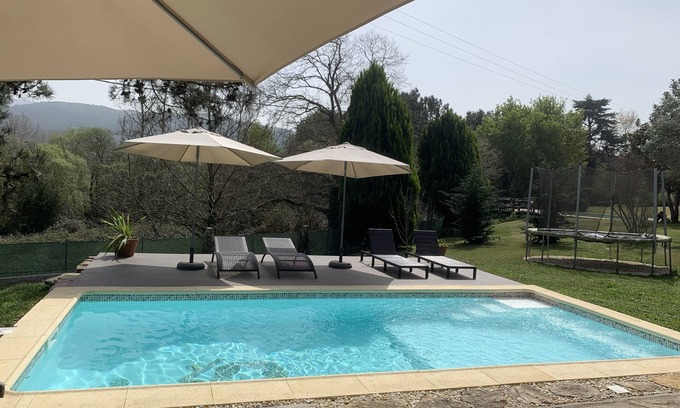 Marinhas House | Experience Serenity at Casa de Madera with Pool & Spa